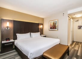 Holiday Inn Express SAN DIEGO DOWNTOWN by IHG 5