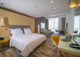 Rotana Corniche 5