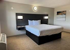 Travelodge by Wyndham Venice 3