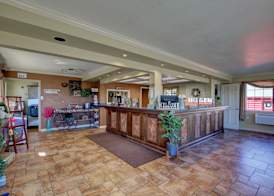 Lake View Lodge 2