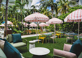 Hampton by Hilton Grand Cayman Seven Mile Beach 2