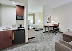 SpringHill Suites Milford 4