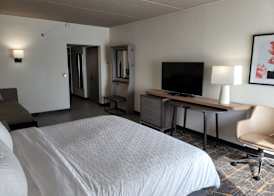 Holiday Inn & Suites WAUSAU-ROTHSCHILD by IHG 5