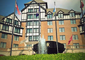 Hotel Roanoke & Conference Center, Curio Collection by Hilton 2