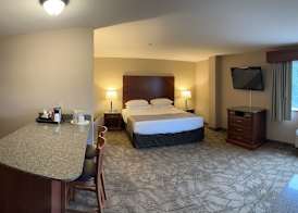 Medallion Inn and Suites 4