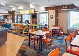 Fairfield Inn & Suites by Marriott Columbus 4