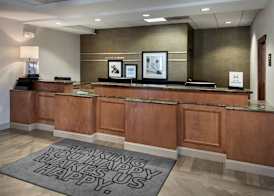 Hampton Inn Boston-Logan Airport 4
