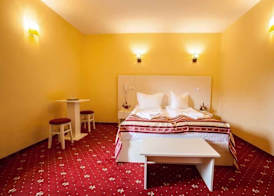 Extravagance Hotel 5