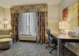 Holiday Inn Express & Suites GONZALES by IHG 4