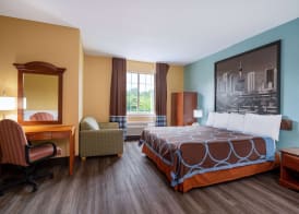 Super 8 by Wyndham Salisbury 5