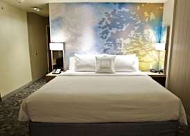 Courtyard by Marriott Battle Creek 5