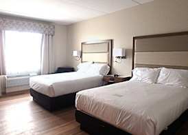 Wyndham Garden State College 4