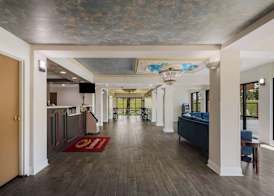 Econo Lodge Inn & Suites Diamondhead 2