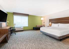 Holiday Inn Express & Suites NICEVILLE - EGLIN AREA by IHG 4