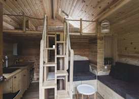 Romantic Woodland Chalet 5