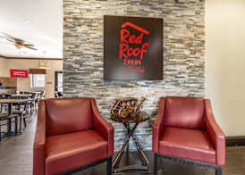 Red Roof Inn & Suites Sulphur Springs 2