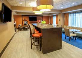 Hampton Inn Metairie 3