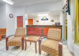 Days Inn by Wyndham Okemah 2
