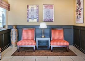 Econo Lodge Inn & Suites Lodi - Wine Country Area 3