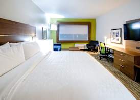 Holiday Inn Express & Suites TAYLOR by IHG 4