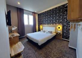 Brit Hotel Privilège Le Royal - Centre Gare 4