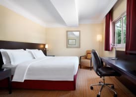 Courtyard by Marriott Rome Central Park 4