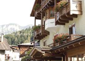 Hotel Almazzago 3