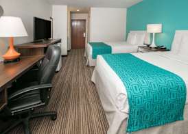 Howard Johnson by Wyndham Scott Lafayette 3