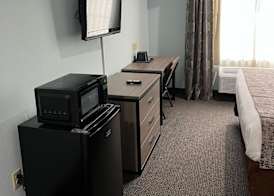 Americas Best Value Inn Sulphur 4