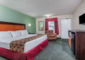 Days Inn & Suites by Wyndham Lexington 3