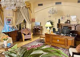 FLEUR DE LIS HOTEL 3