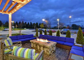 Home2 Suites By Hilton Grand Rapids North 4
