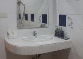Utopia Guesthouse 4