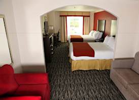 Holiday Inn Express & Suites SUMTER by IHG 3