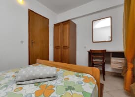 Apartments Robinzon Milivoj 4