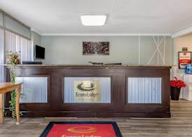 Econo Lodge Conway Central 2