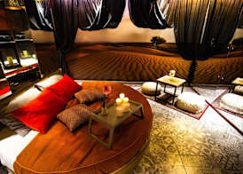Silk Motel 3
