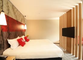 ibis Chengdu West Jingcui Road 5
