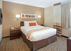 MainStay Suites Northbrook Wheeling 3