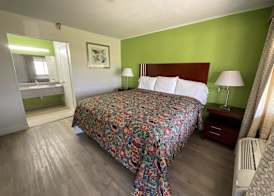 Executive Inn & Suites 2