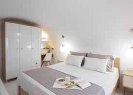 White Orchid Suites 4