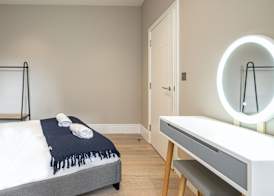 Superb Apartments opp Edgware Rd Station 5