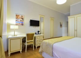 Gravina Suite Frattina 4