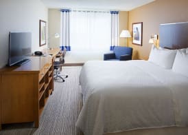 Four Points by Sheraton Philadelphia Airport 5