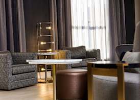 DoubleTree by Hilton Boston Logan Airport Chelsea 4