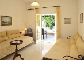 Kipos Apartments 4