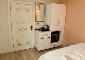 AVRASYAQUEEN HOTEL 2