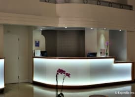 Marseilles Beachfront Hotel 5