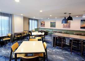 Fairfield Inn Greensboro Airport 4