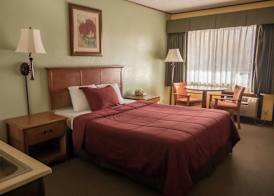 Western Holiday Lodge 2